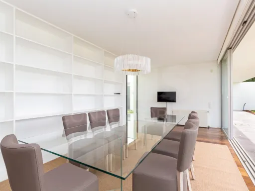 Moradia T4 térrea em Resort exclusivo