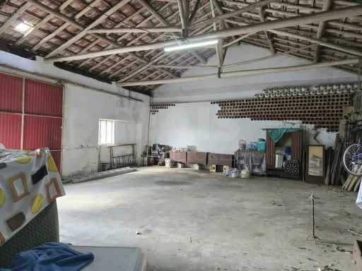 Imóvel com projeto de arquitetura para moradia T3 | Alvorninha