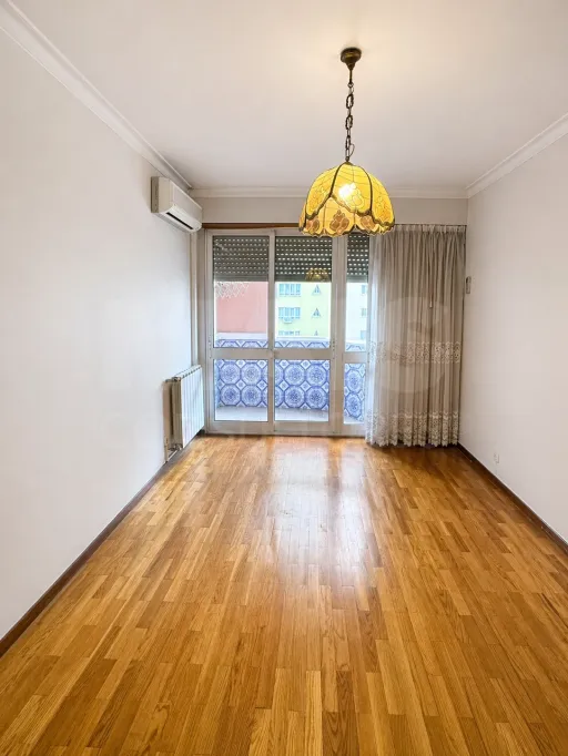 Apartamento T3 Olaias - Vista rio e garagem