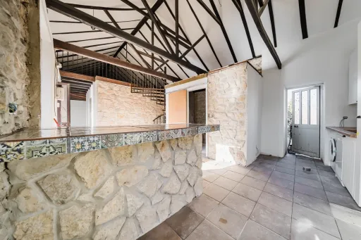 Single storey house T2+1 w/ 2 bathrooms and patio