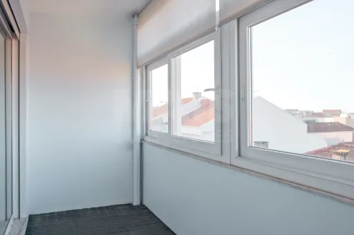 Apartamento T3 duplex remodelado