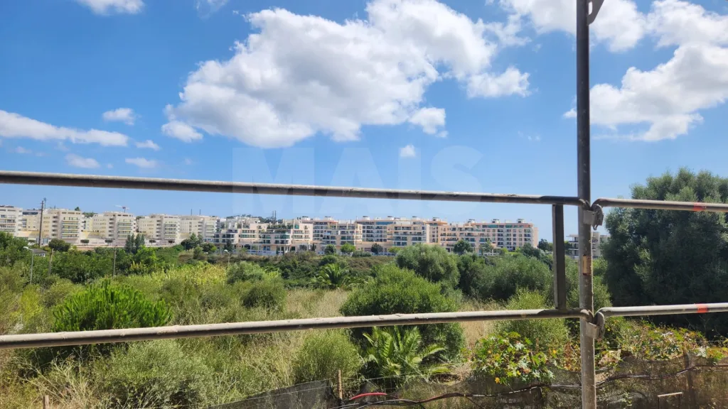 T2 Premium no Vistabella Oeiras | 107 m² + 22 m² de varanda | 2 Suites | Jardim | 2 Lugares de Estacionamento no Vistabella (Oeiras), Piscina