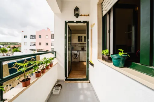 Opportunity in Lourinhã – 3-bedroom apartment in a great location!