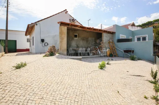 Fully Furnished 2-Bedroom House | Vale de Ossa – Meca, Alenquer