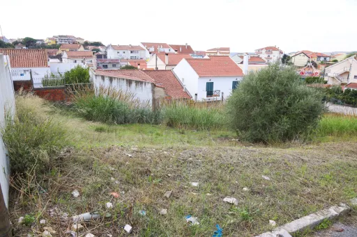 Your Dream Starts Here! Urban plot in Apelação for housing.