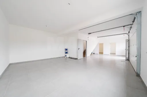 Moradia V3  moderna com piscina, vista de campo e excelente localização  Matas – Lourinhã