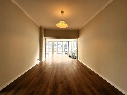 Fully refurbished 3-bedroom apartment in the center of Odivelas with terrace