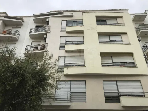 Apartamento T3+1 no Montijo com parqueamento
