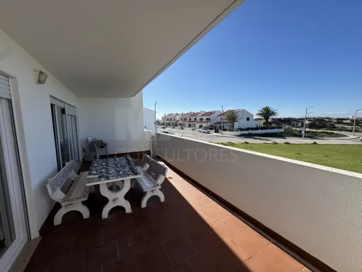 T2 na Primeira Linha do Mar do Baleal