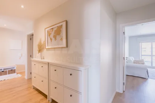 Top Floor | Fully Renovated 2-Bedroom Apartment | 2 Balconies | Unobstructed View