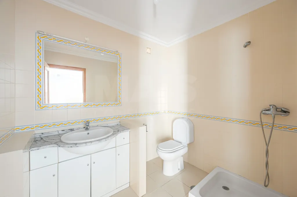 Moradia T5 com vista privilegiada em Alenquer