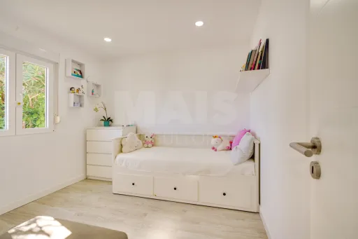 Moradia T2 Remodelada em Queluz