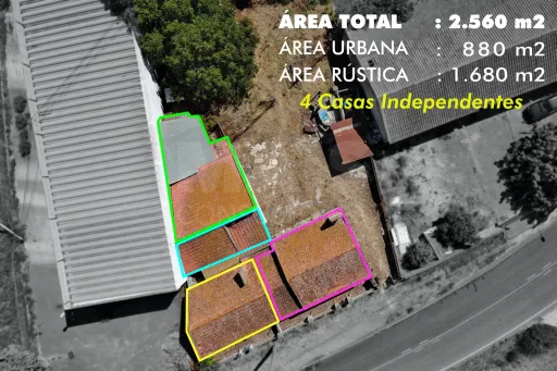 Quinta com 4 Moradias - Oportunidade Única no Carregado