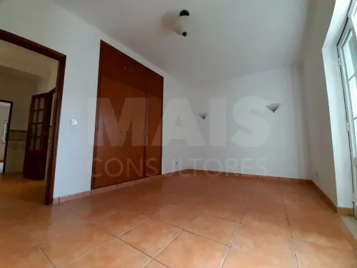 Moradia T3 Duplex com Terreno em Santiago do Cacém