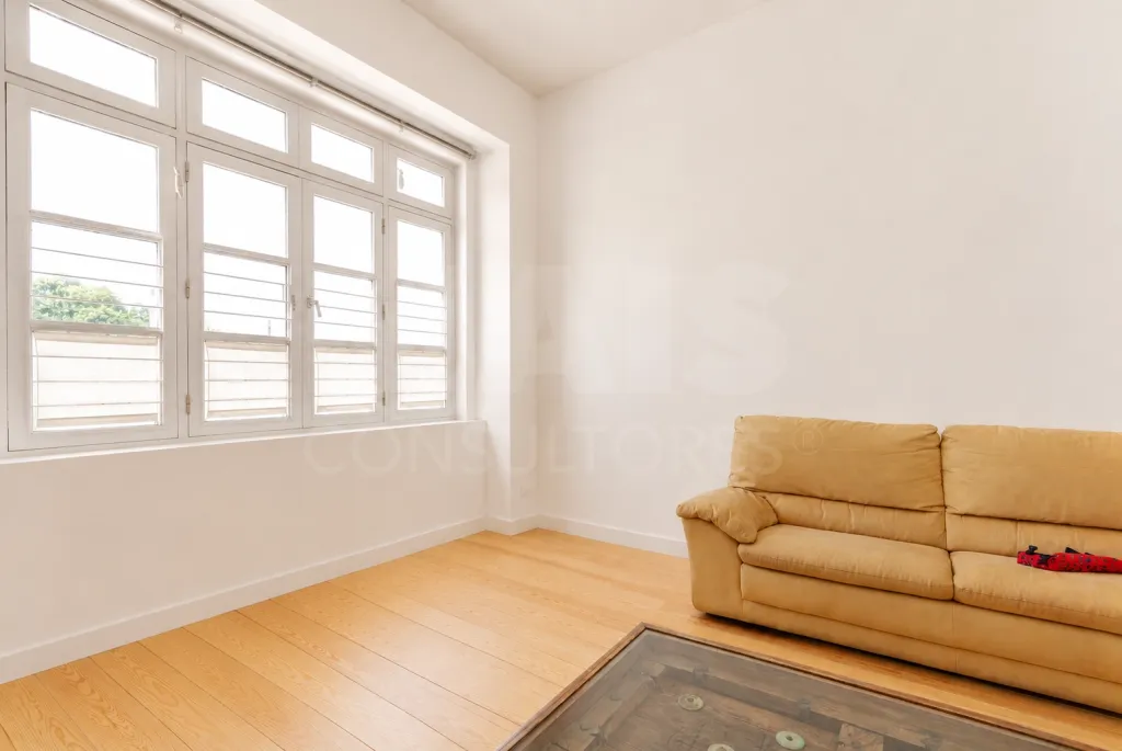 Apartamento T1 com 125 m², Frente ao Centro Náutico, em Alcácer do Sal