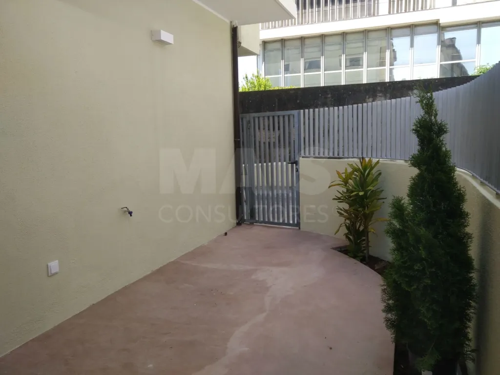 Apartamento T3 Remodelado em Boavista (Lordelo do Ouro), Porto