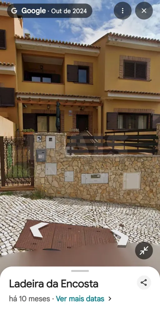 Moradia  T3 com box e jardim