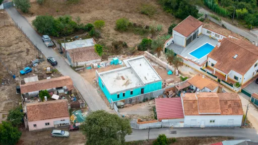 Moradia T3 térrea NOVA em Salir de Matos