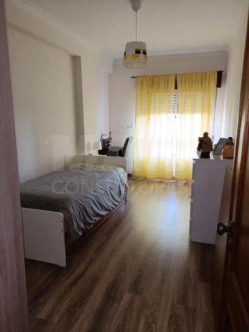 Renovated 2-bedroom apartment in Póvoa de Santa Iria