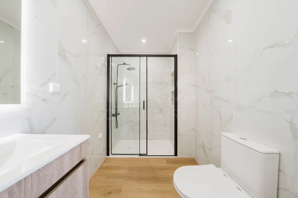 Moradia Geminada T3, Totalmente Remodelada