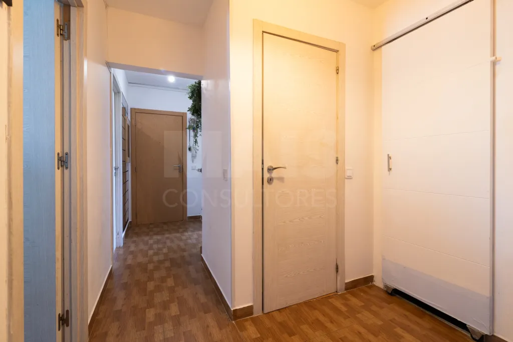 Apartamento T3 na  Baixa da Banheira