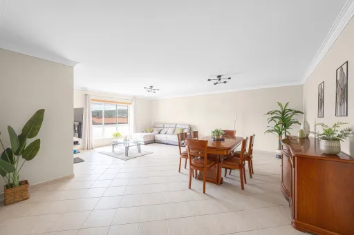Apartamento T3 no Centro do Carregado | Parqueamento e Arrecadação