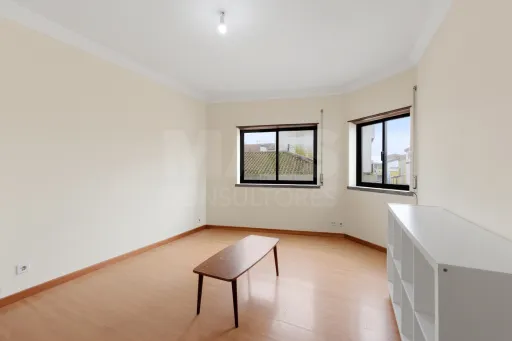 Apartamento T2 no Centro de Peniche
