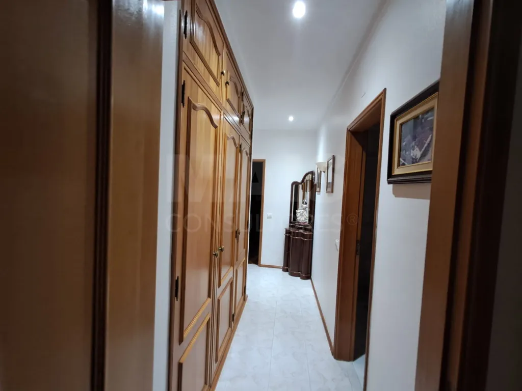 Partially Renovated 2-Bedroom Apartment in Turquel with Garage and Elevator