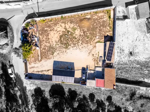 Terreno com projecto aprovado
