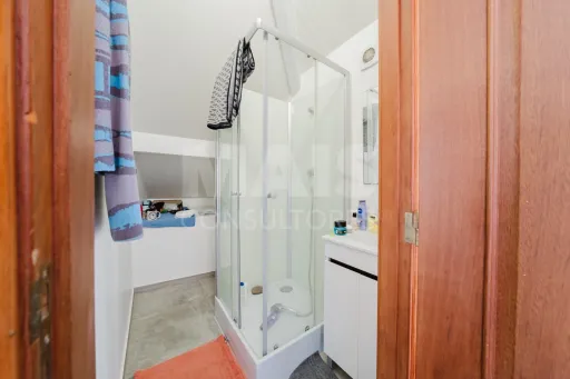 Investment property in downtown Peniche