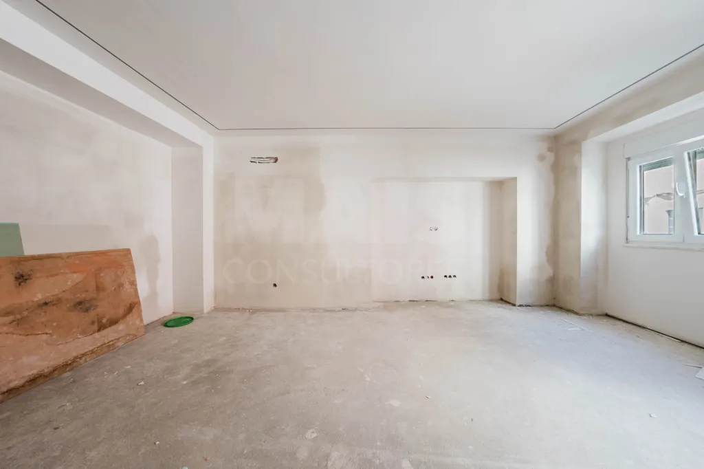 Moradia totalmente remodelada no coração de Peniche!