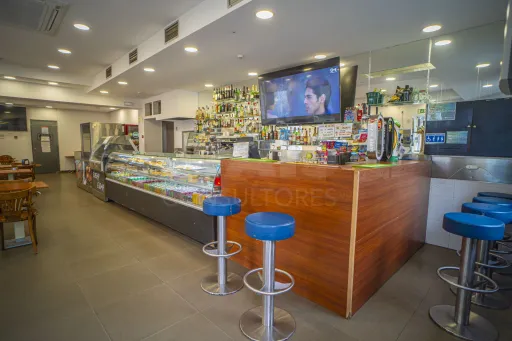 Trespasse de Emblemático Restaurante e Pastelaria no Coração de Vila Franca de Xira