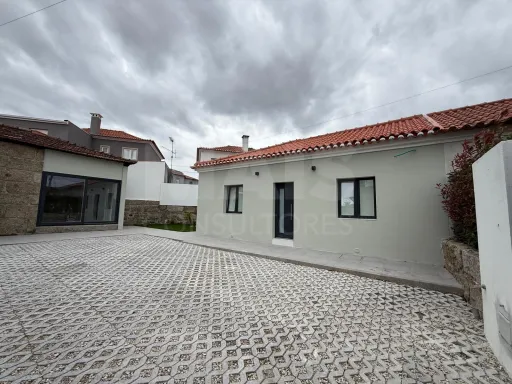 2 Bedroom House with Garden and Annex | Santo Tirso