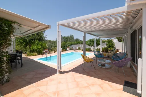 Moradia V3 em Albufeira com piscina