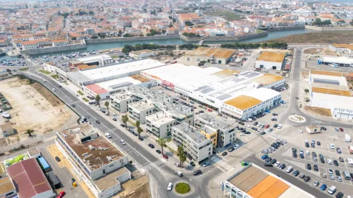 Apartamento T2 na Urbanização Jardins do Mar em Peniche