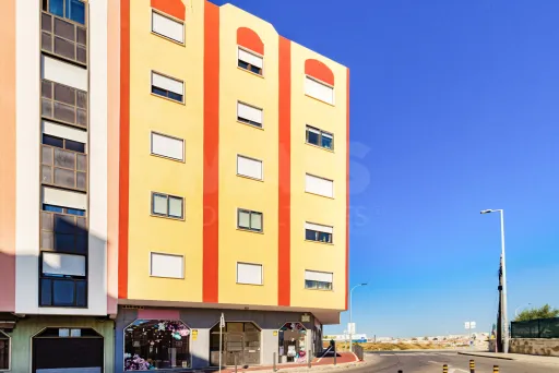 T2 remodelado na Amadora
