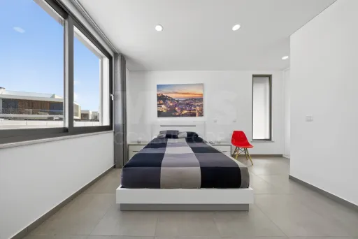 Moradia T4 com Piscina e Rooftop a minutos da Praia | Salir do Porto