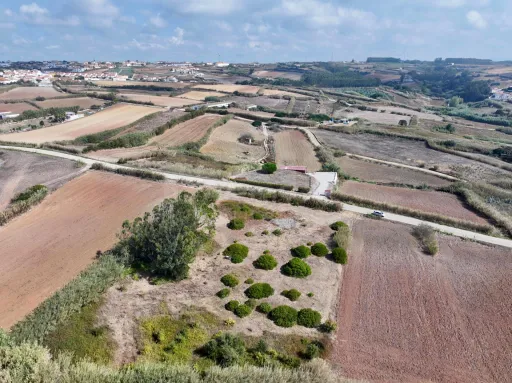 Terreno rústico com 5.840 m² a 3 km da Praia da Areia Branca