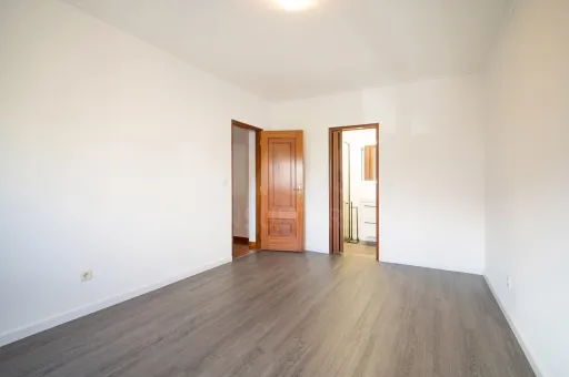 Apartamento T3 no Centro do Cadaval