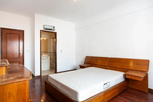3-Bedroom Apartment with Parking and Storage in Samora Correia