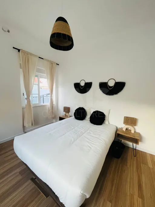 House 10 Bedrooms Almada Costa De Caparica