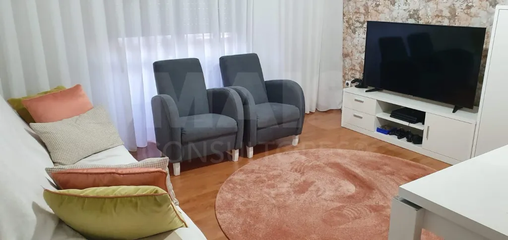 Apartamento T3 na Póvoa de Santo Adrião