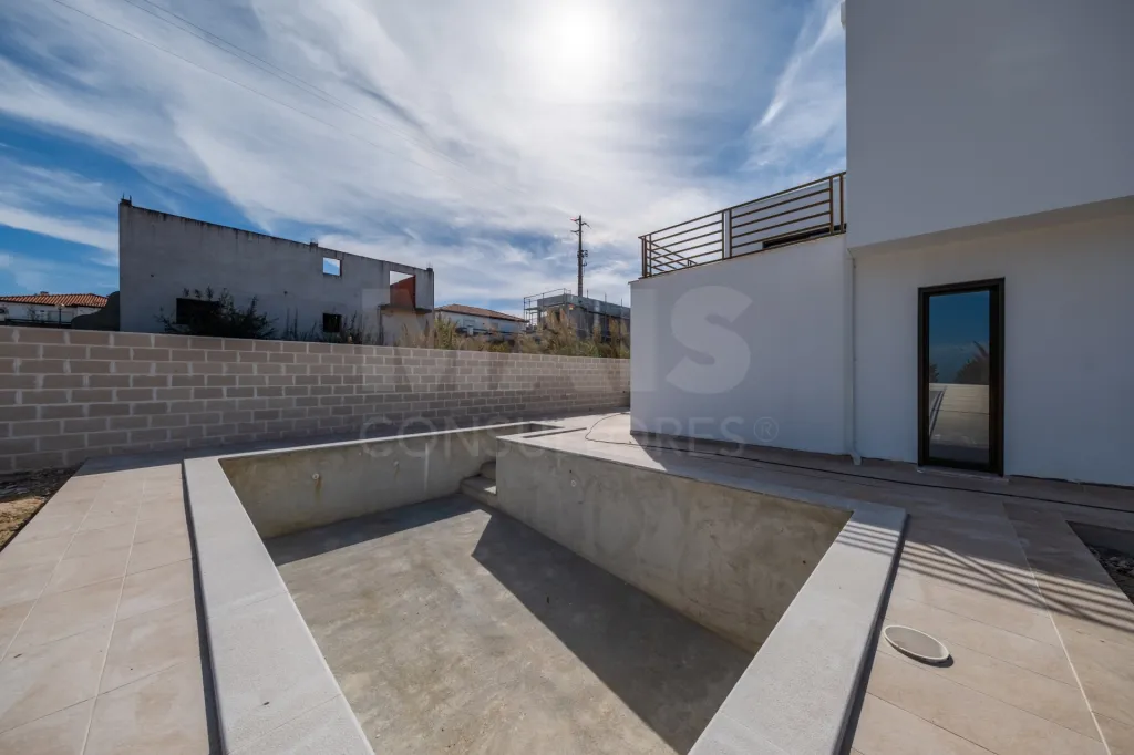 3-Bedroom House (3 Suites) with Pool and Garden - Salir do Porto