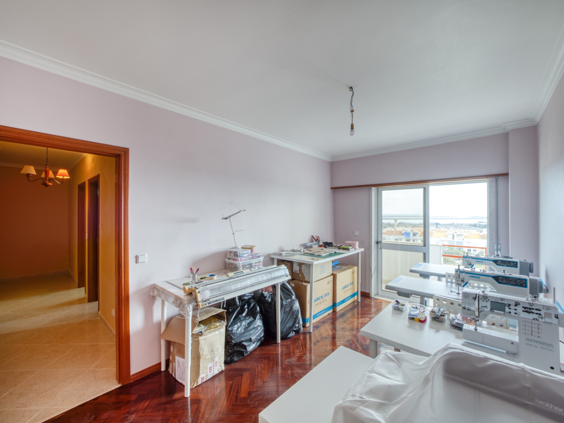 Fantástico apartamento T3 Remodelado com vista Rio no Sobralinho