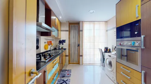 Apartamento T3 com garagem e arrecadação - Caneças
