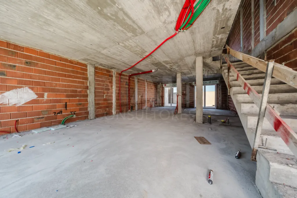 Moradia T3+1, Garagem, Espaço Exterior e Varanda Panorâmica e uma vista