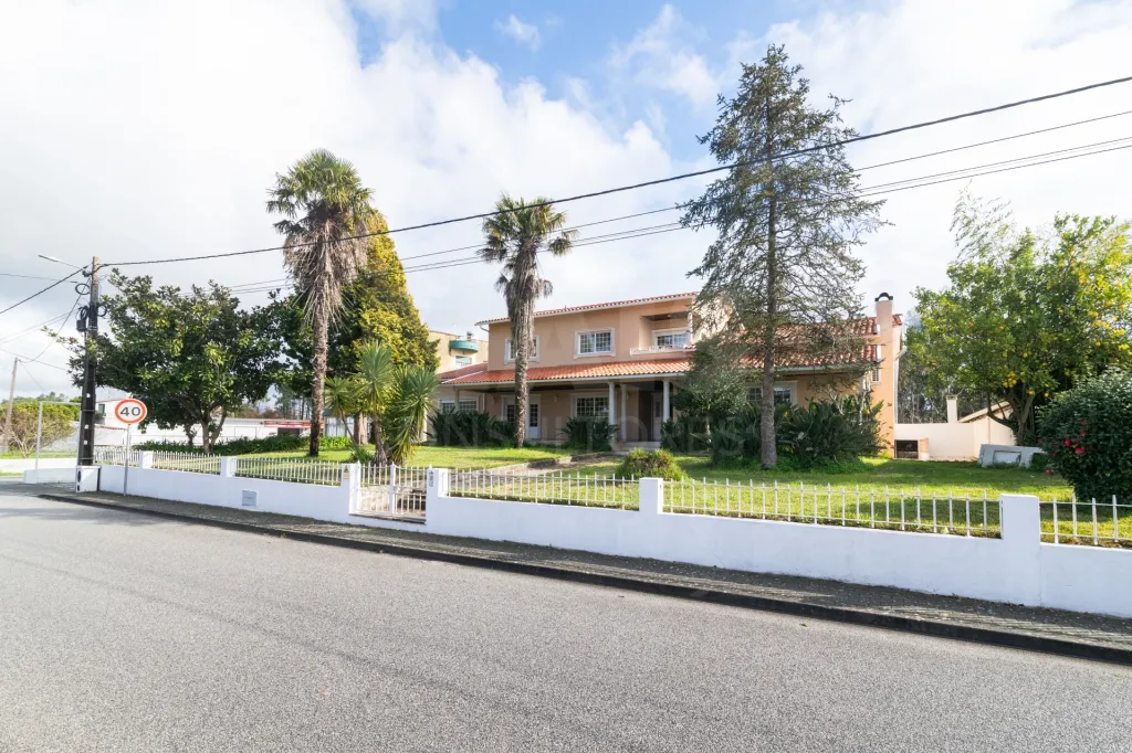 Moradia T5 Pombal Meirinhas Leiria