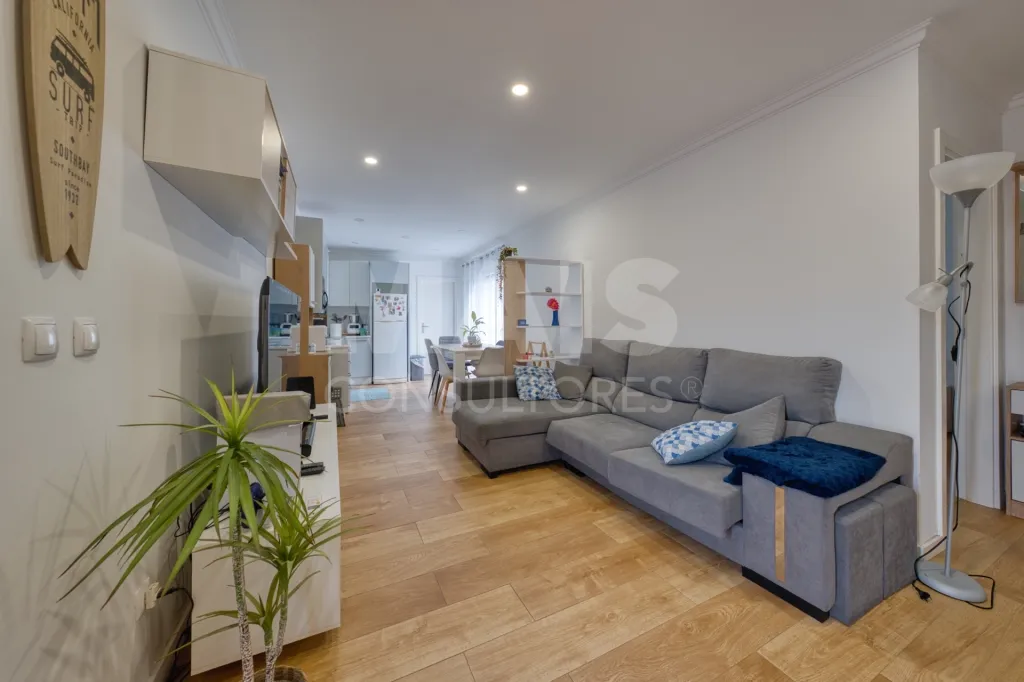 Moradia T3 renovada centro de Coruche