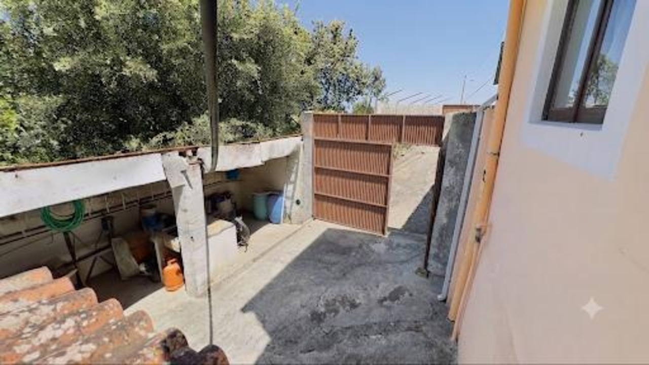 Moradia T5+1 Remodelada com Garagem, Anexo e Vista Panorâmica sobre o Campo -  Merendeiro - Lourinhã