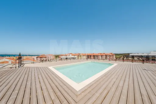 Apartamento T3 a 200 metros da Praia da Consolação